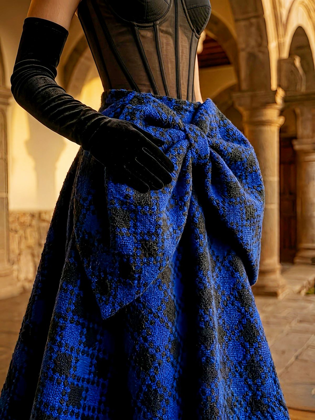 Reina Sagrada Set - Set -Corset, Falda Tejida & Guantes